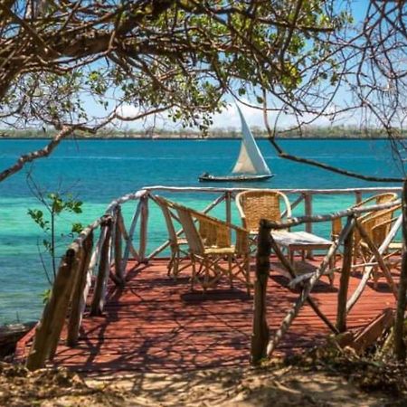 Firefly Eco Retreat Villa Shimoni Buitenkant foto