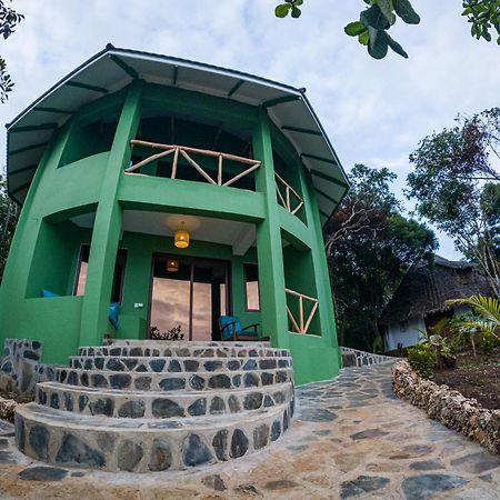 Firefly Eco Retreat Villa Shimoni Buitenkant foto