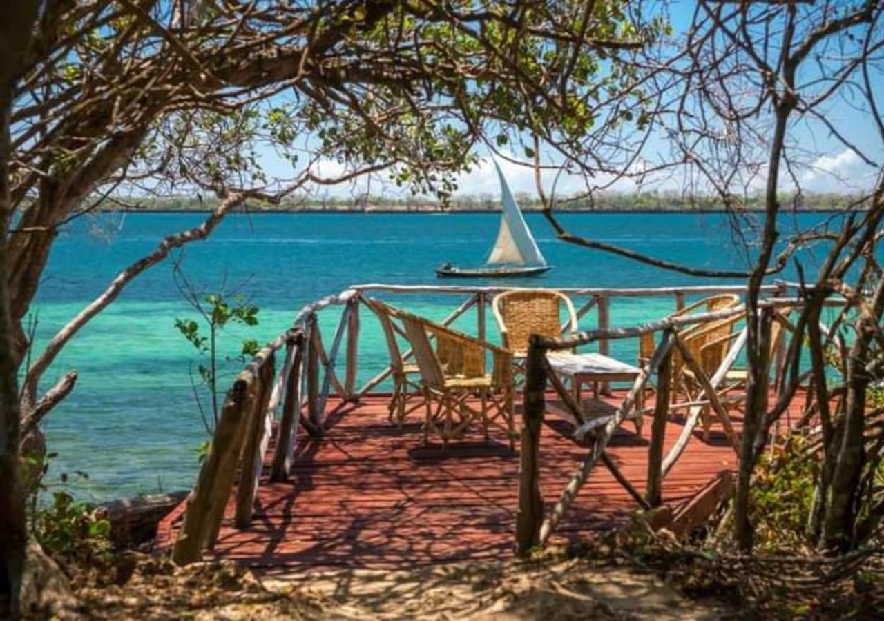 Firefly Eco Retreat Villa Shimoni Buitenkant foto