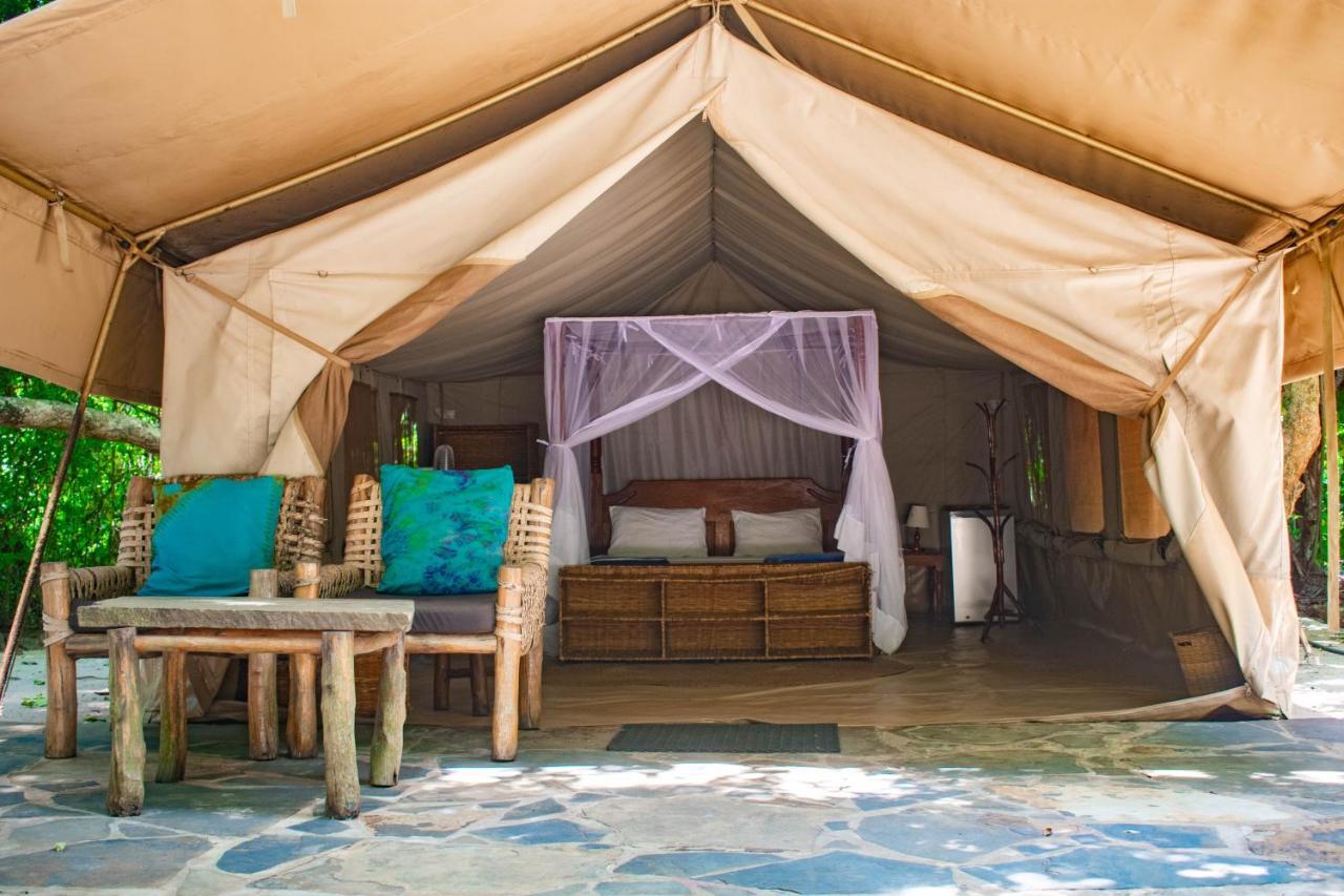 Firefly Eco Retreat Villa Shimoni Buitenkant foto