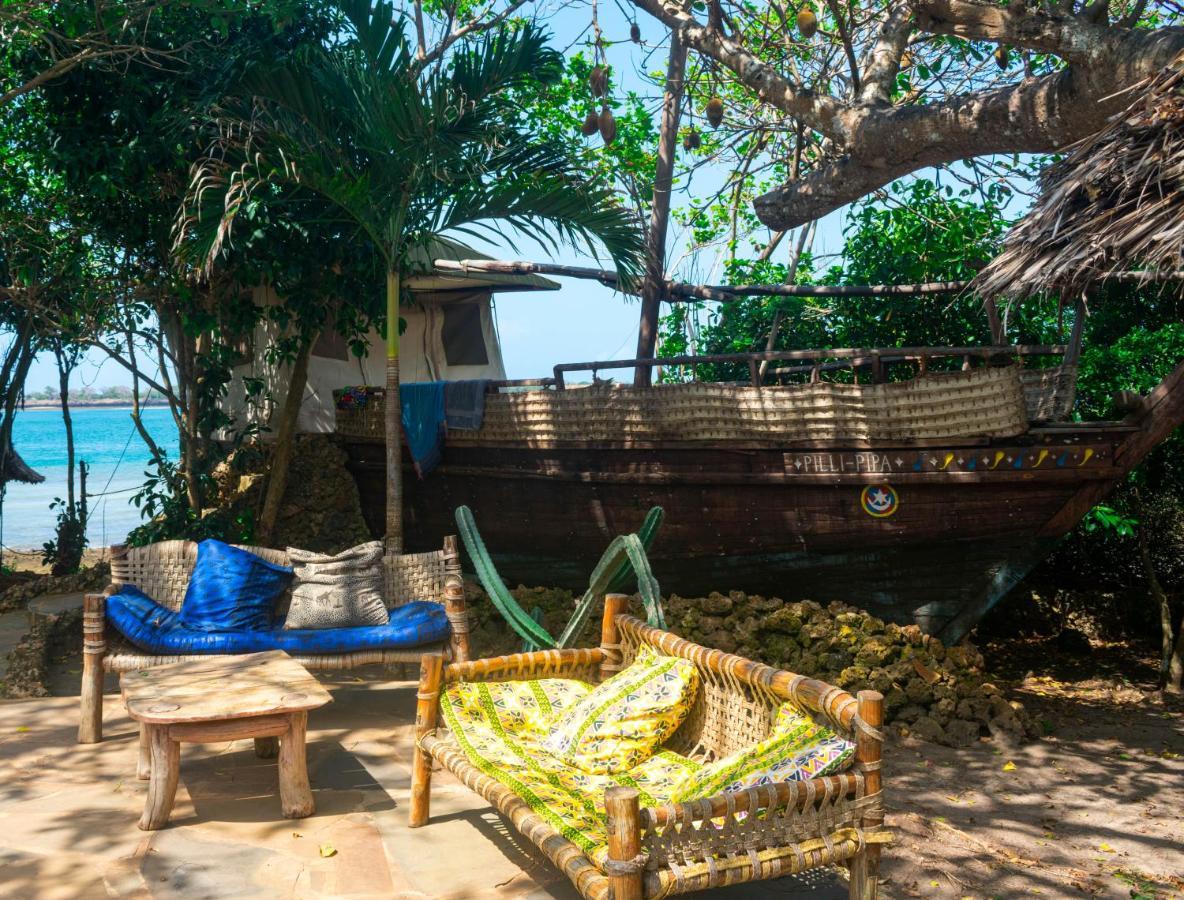 Firefly Eco Retreat Villa Shimoni Buitenkant foto