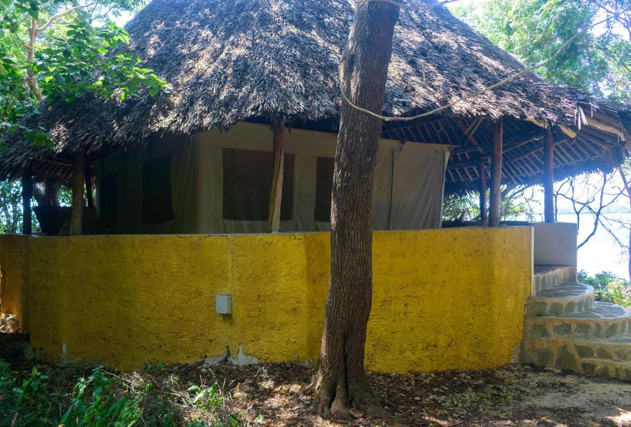 Firefly Eco Retreat Villa Shimoni Buitenkant foto