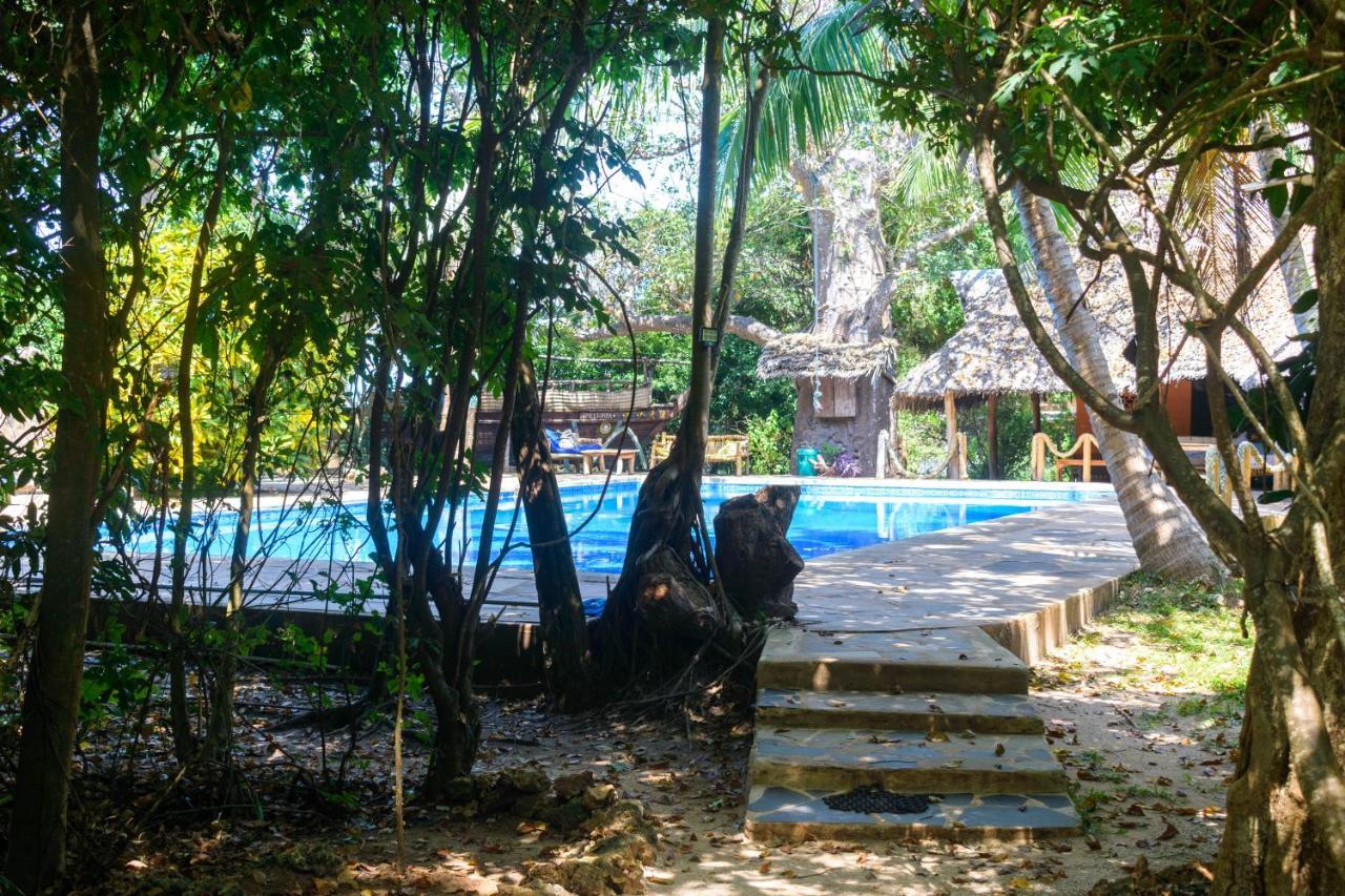 Firefly Eco Retreat Villa Shimoni Buitenkant foto