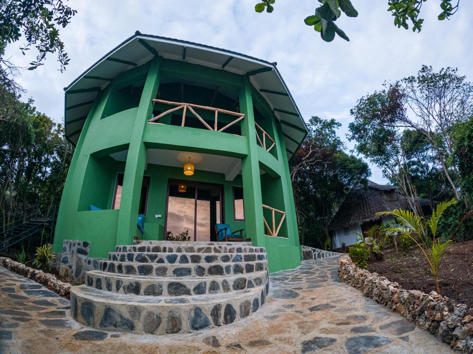 Firefly Eco Retreat Villa Shimoni Buitenkant foto